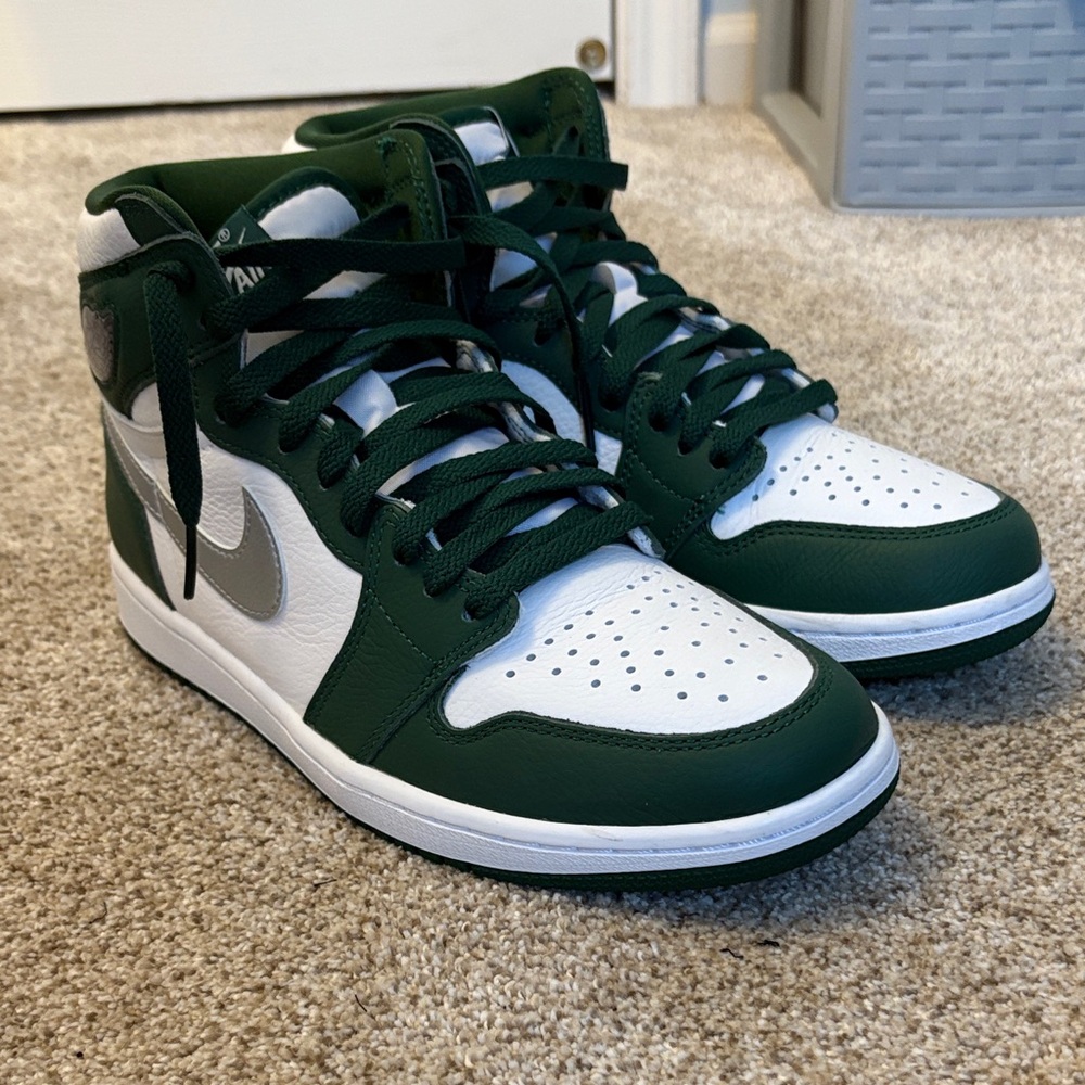 Nike Jordan 1 Retro High OG green
